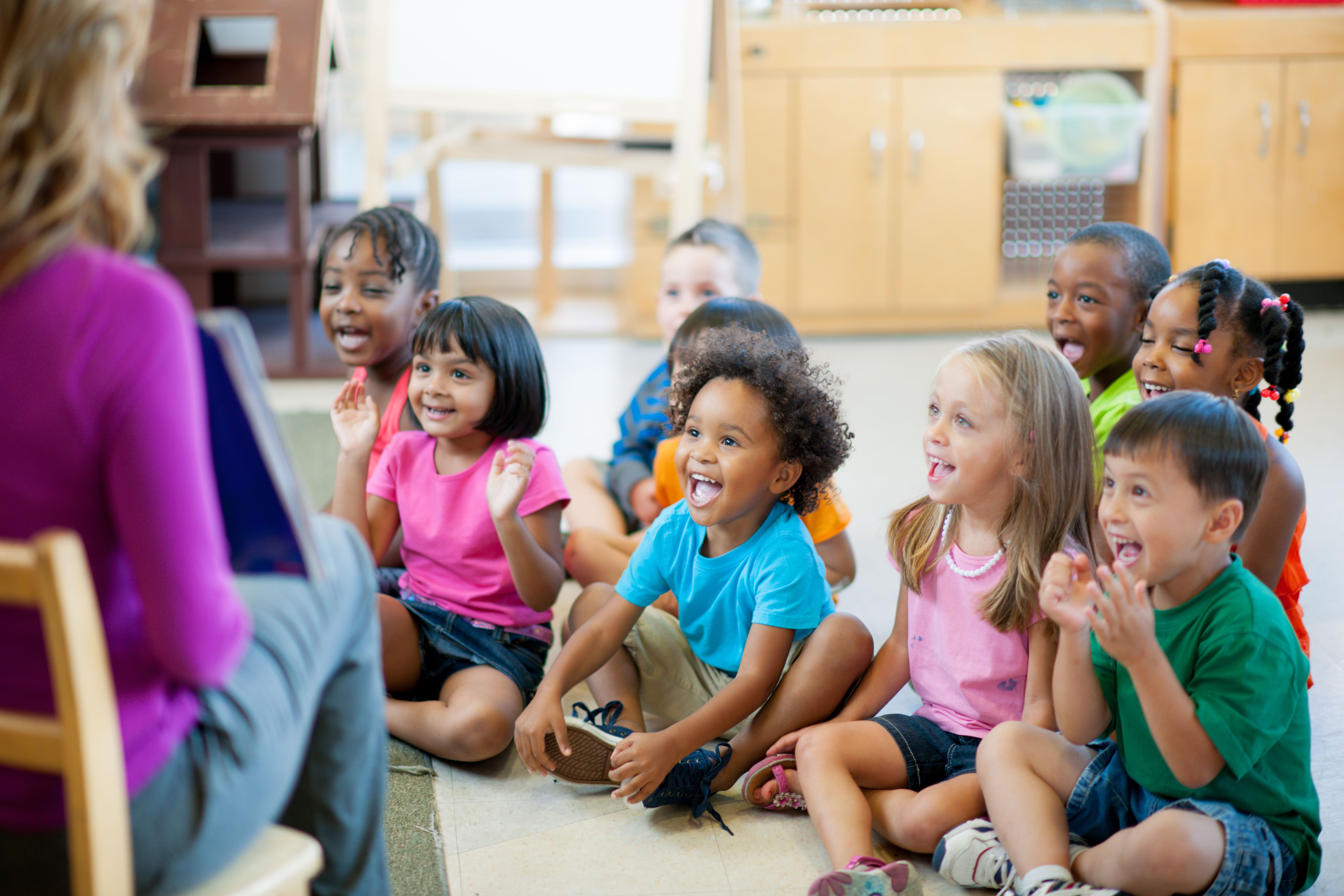 Day care. Дошкольное образование. Children in the Classroom. Education Center дети. Британская школа счастливые дети.